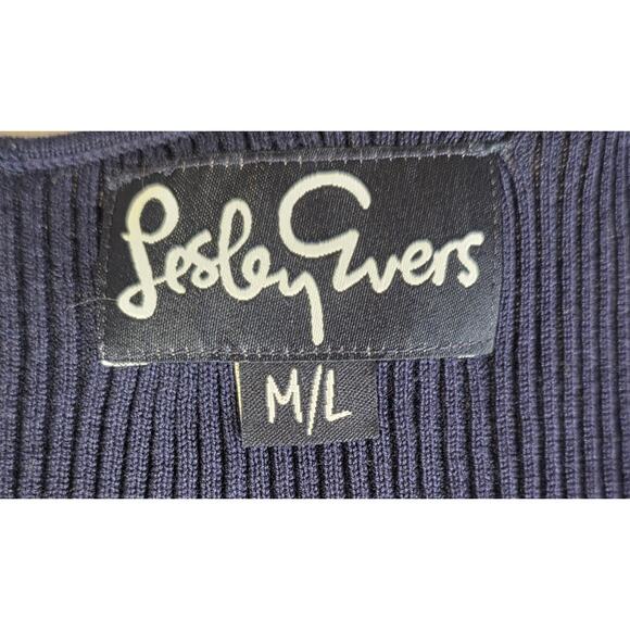 Lesley Evers Womens M/L Solid Navy Blue Ribbed Blouse Top Stretch Deep V Neck - Picture 3 of 10